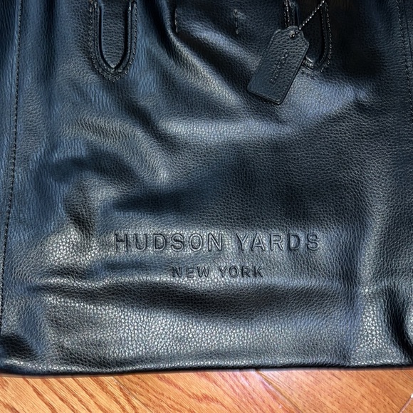 Limited Edition Rare Coach Hudson Yards Tote Bag EUC - Picture 2 of 8